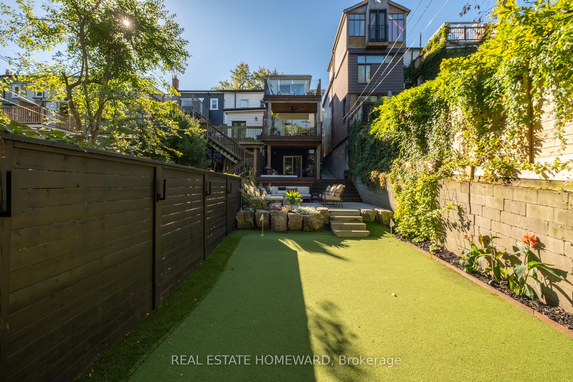 Photo 36 of 76 Withrow Avenue, Toronto, North Riverdale — HOMEH