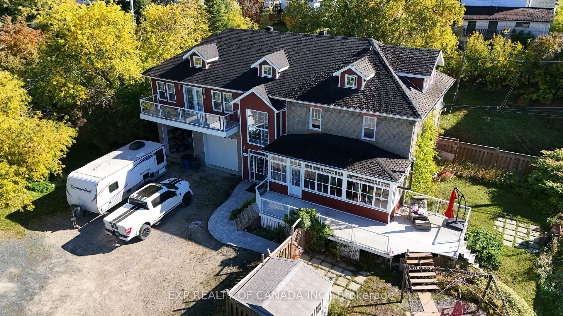 Photo of 284 Fifth Avenue