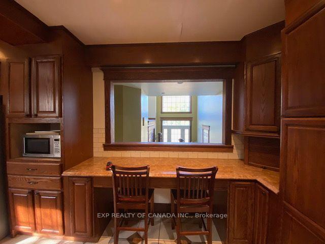 Photo 8 of 284 Fifth Avenue, Cochrane — HOMEH
