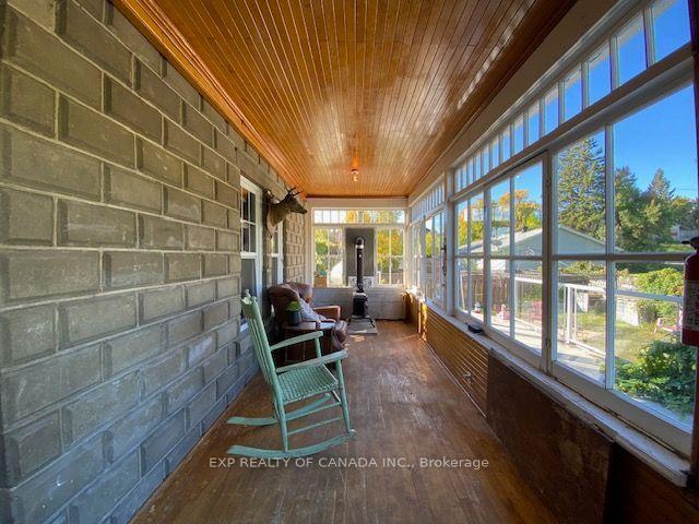 Photo 11 of 284 Fifth Avenue, Cochrane — HOMEH