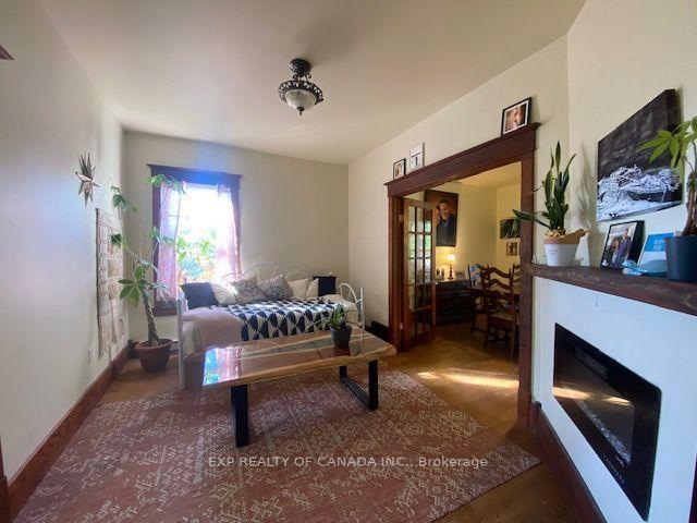 Photo 12 of 284 Fifth Avenue, Cochrane — HOMEH