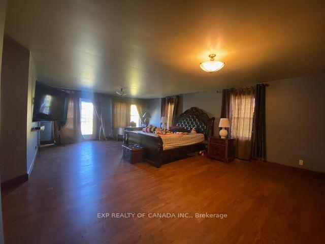 Photo 16 of 284 Fifth Avenue, Cochrane — HOMEH