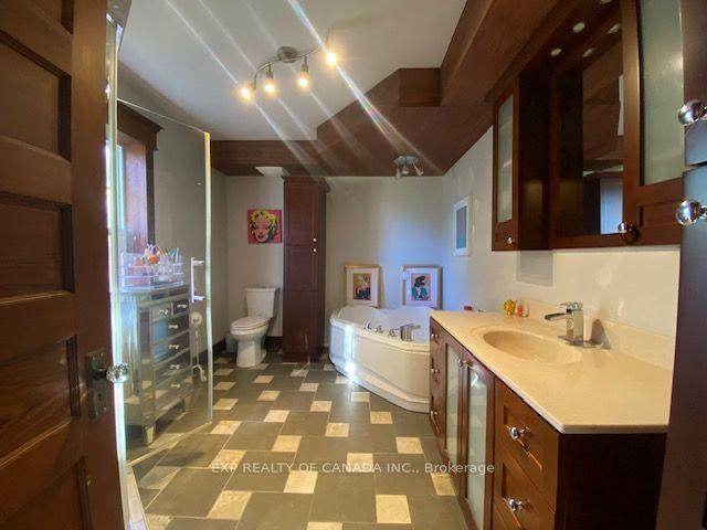 Photo 19 of 284 Fifth Avenue, Cochrane — HOMEH