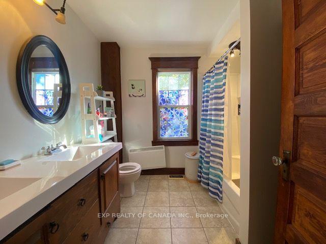 Photo 21 of 284 Fifth Avenue, Cochrane — HOMEH