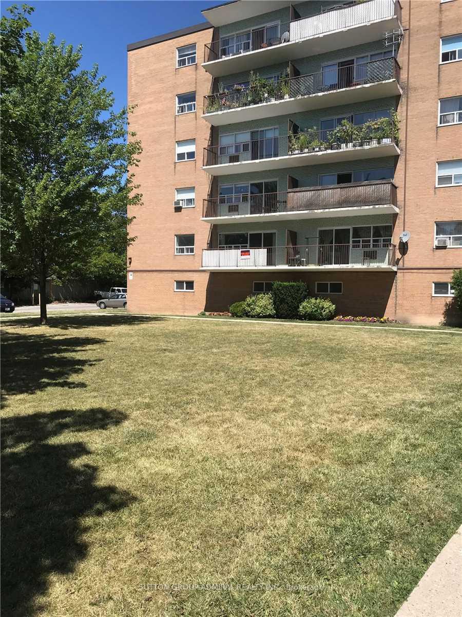Photo of Unit 108, 8 Kingsbridge Circuit S