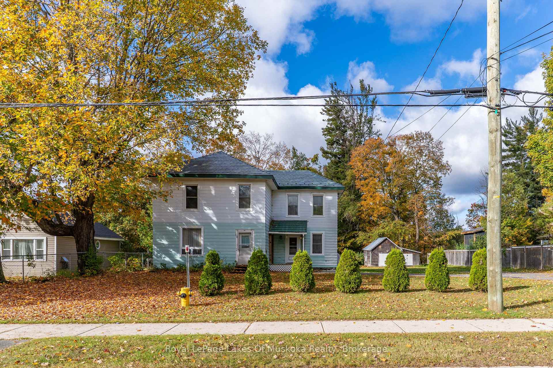 Photo 2 of 14 Ewing Street, Bracebridge, Monck (Bracebridge) — HOMEH