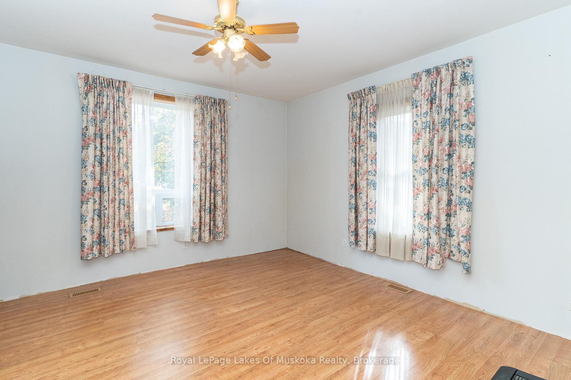 Photo 12 of 14 Ewing Street, Bracebridge, Monck (Bracebridge) — HOMEH