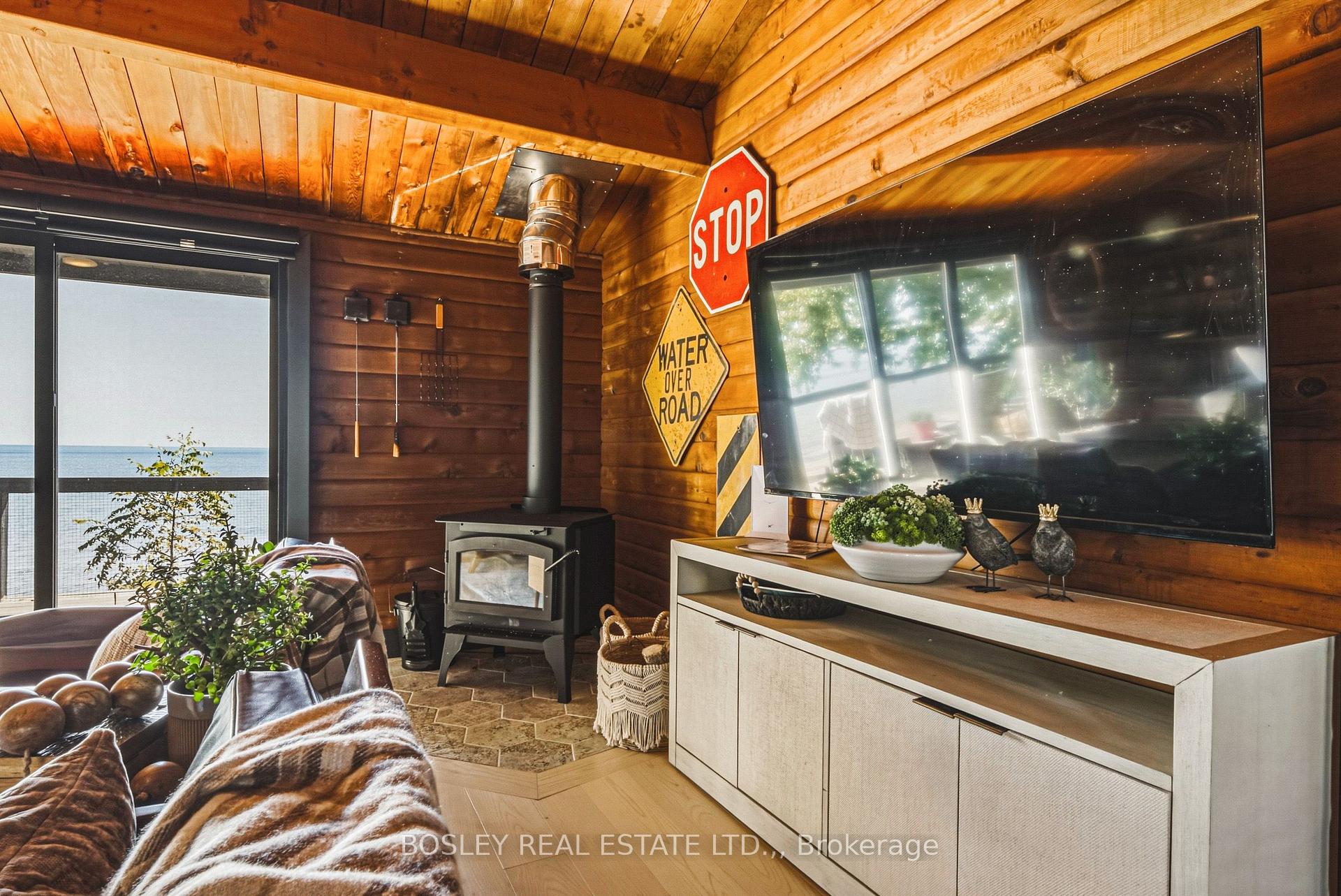 Photo 15 of 101 Lighthouse Drive, Haldimand, Dunnville — HOMEH