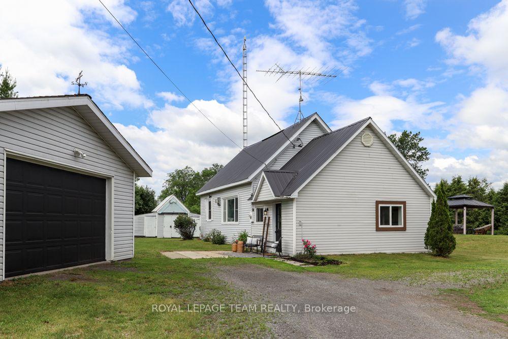 Photo 3 of 6774 Mcleansville Road, Augusta, Augusta Twp — HOMEH