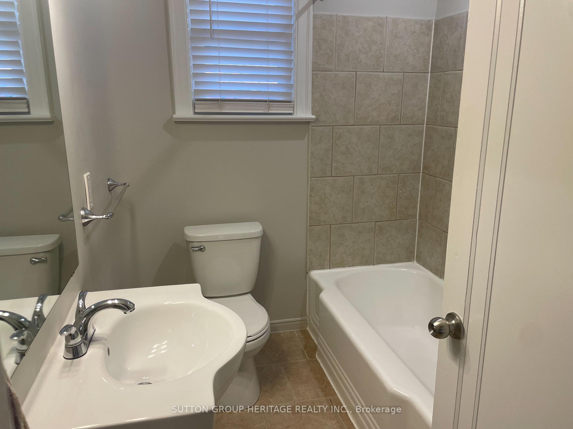 Photo 9 of 236 Mcnaughton Avenue, Oshawa, Central — HOMEH