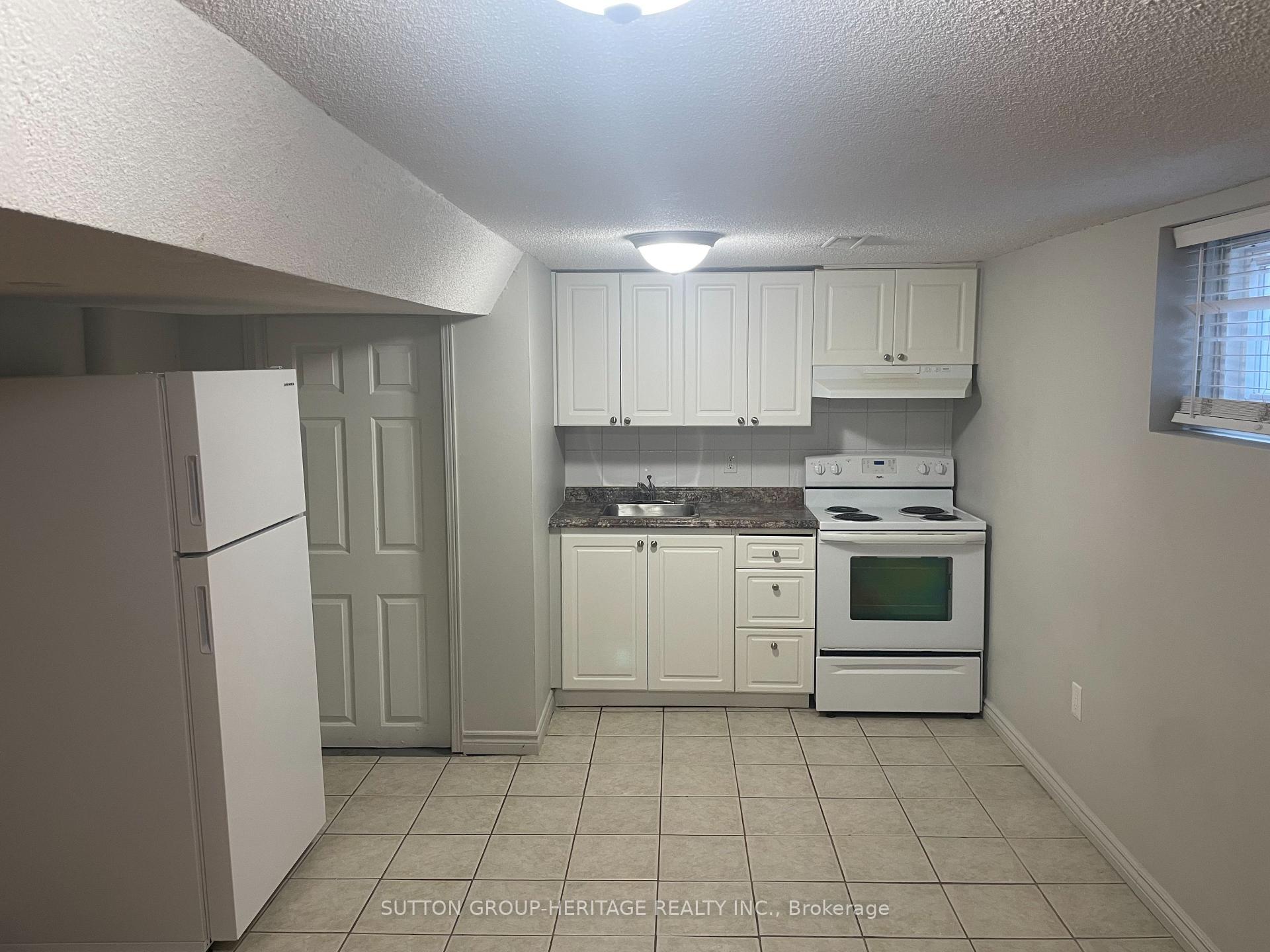 Photo 11 of 236 Mcnaughton Avenue, Oshawa, Central — HOMEH