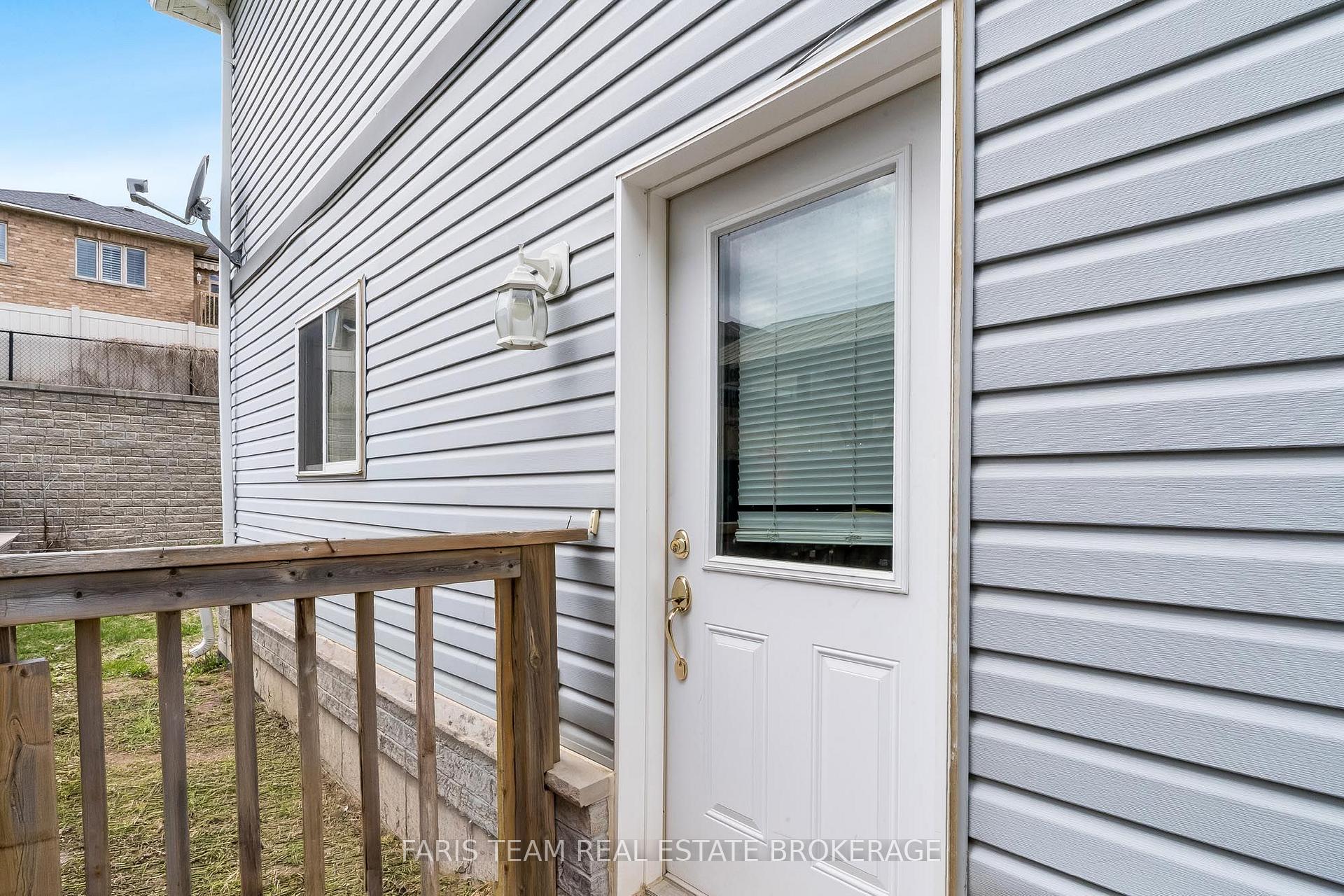 Photo 5 of 3114 Emperor Drive, Orillia — HOMEH