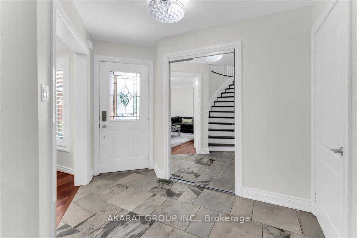 Photo 3 of 6907 Gracefield Drive, Mississauga, Lisgar — HOMEH