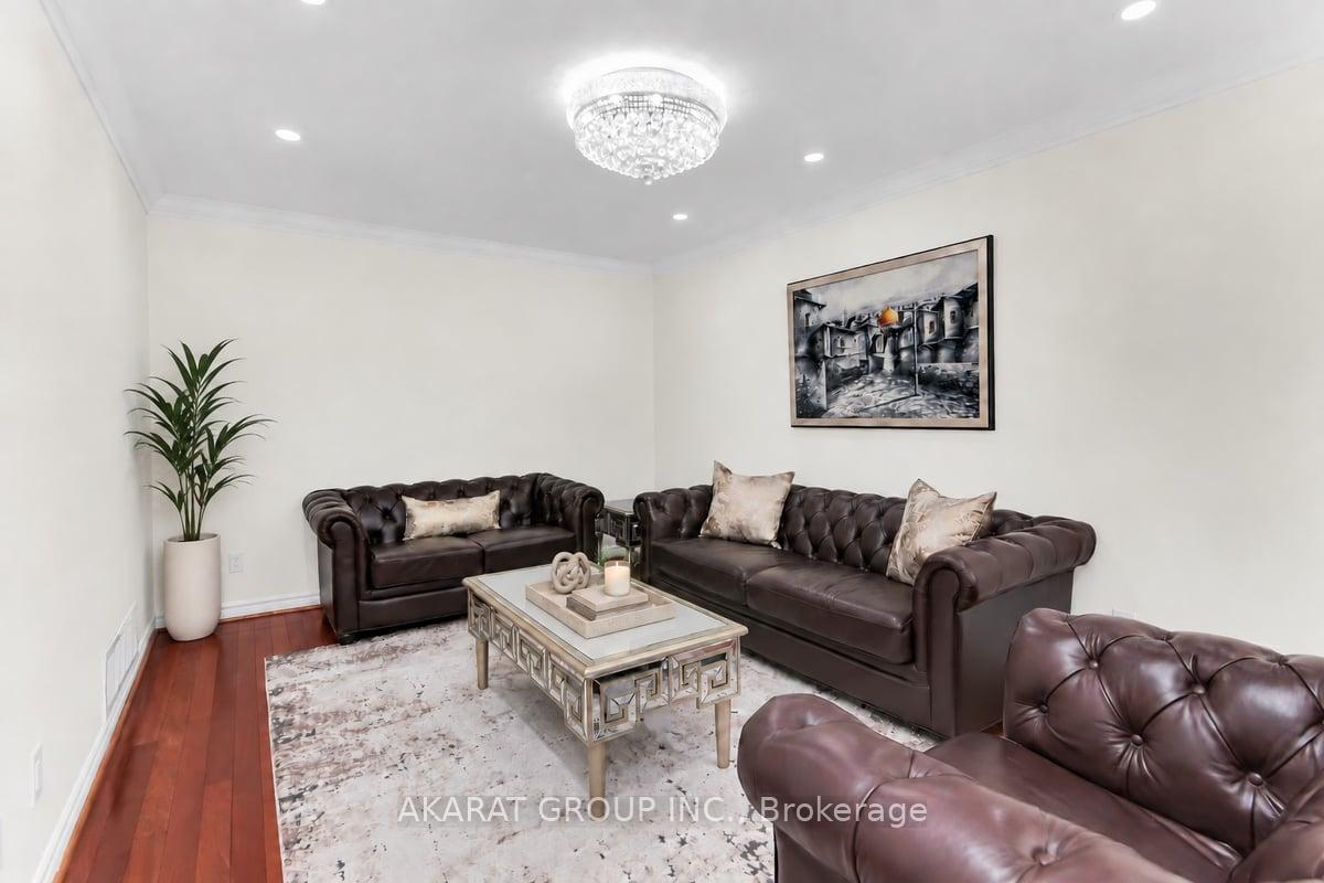 Photo 4 of 6907 Gracefield Drive, Mississauga, Lisgar — HOMEH