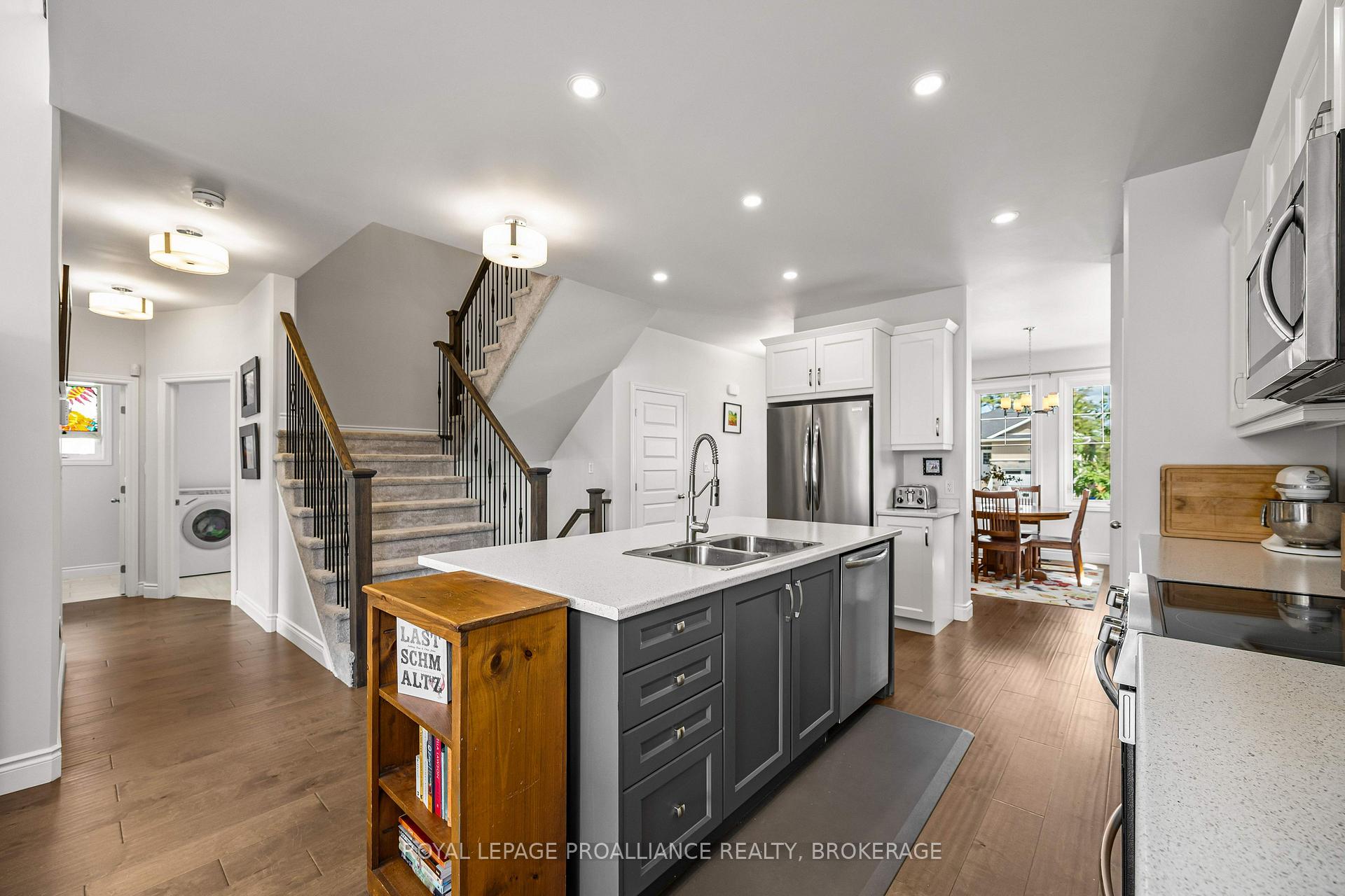Photo 12 of 209 Mill Pond Place, Kingston, West of Sir John A. Blvd — HOMEH