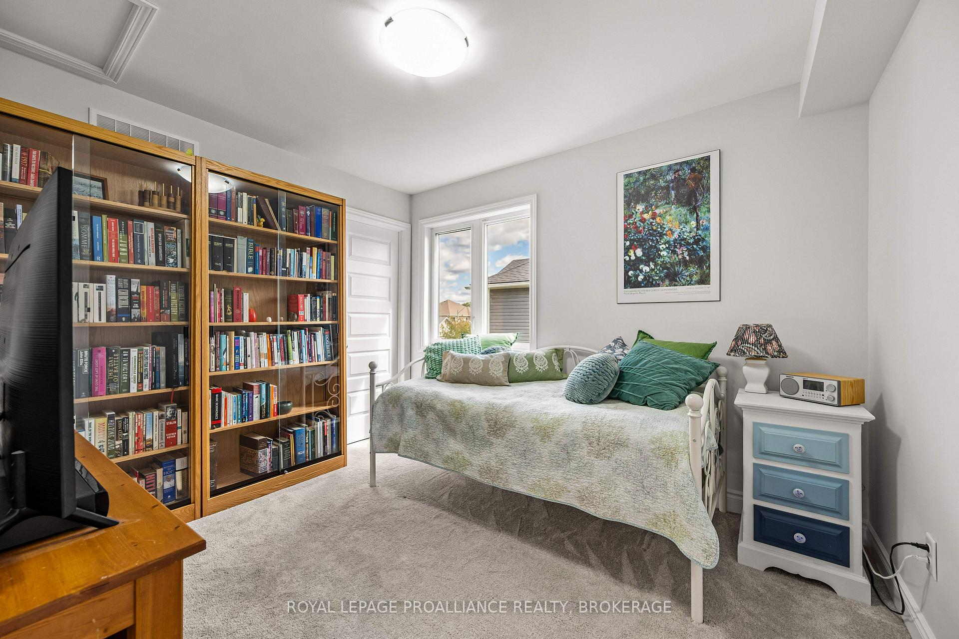 Photo 25 of 209 Mill Pond Place, Kingston, West of Sir John A. Blvd — HOMEH
