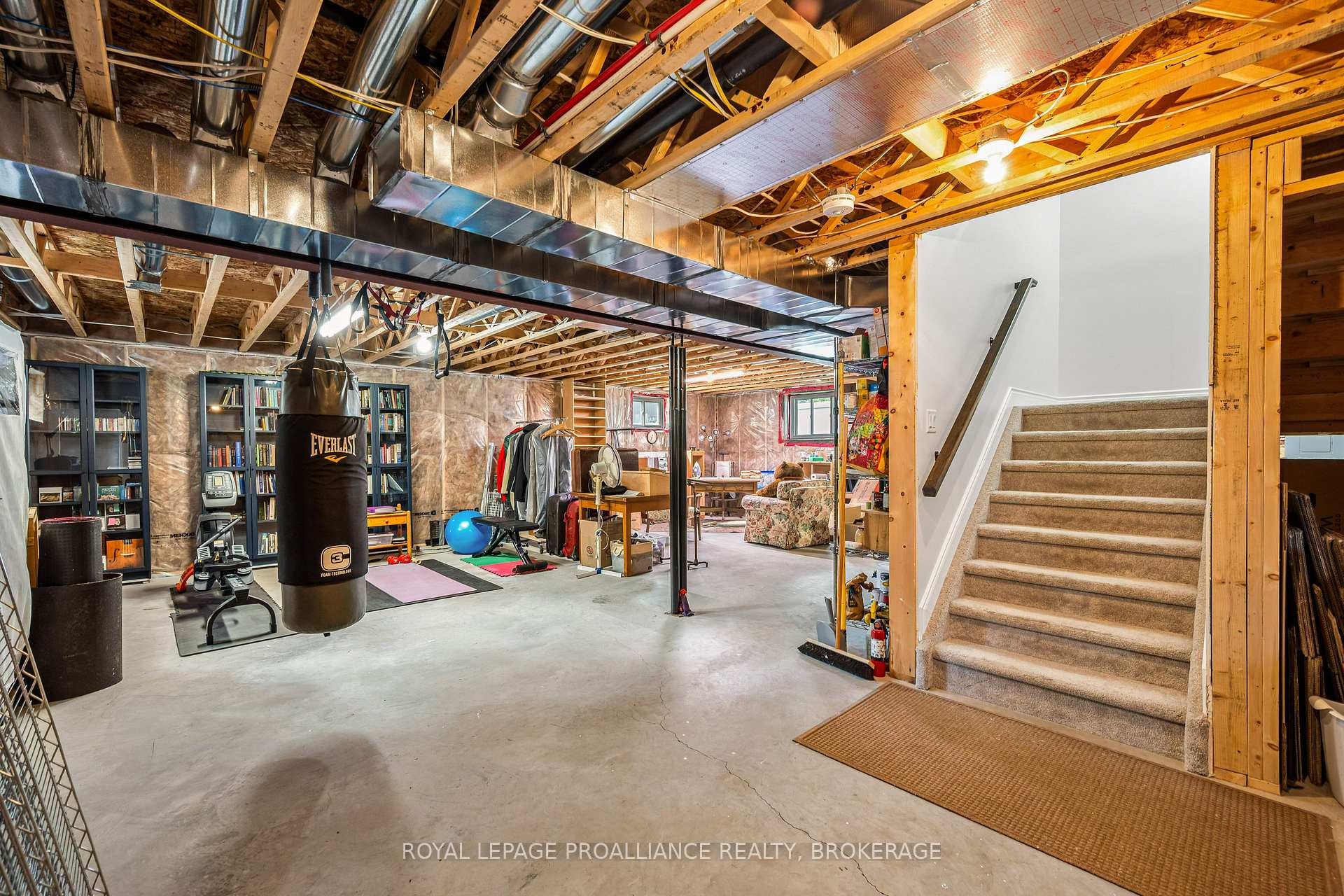 Photo 31 of 209 Mill Pond Place, Kingston, West of Sir John A. Blvd — HOMEH