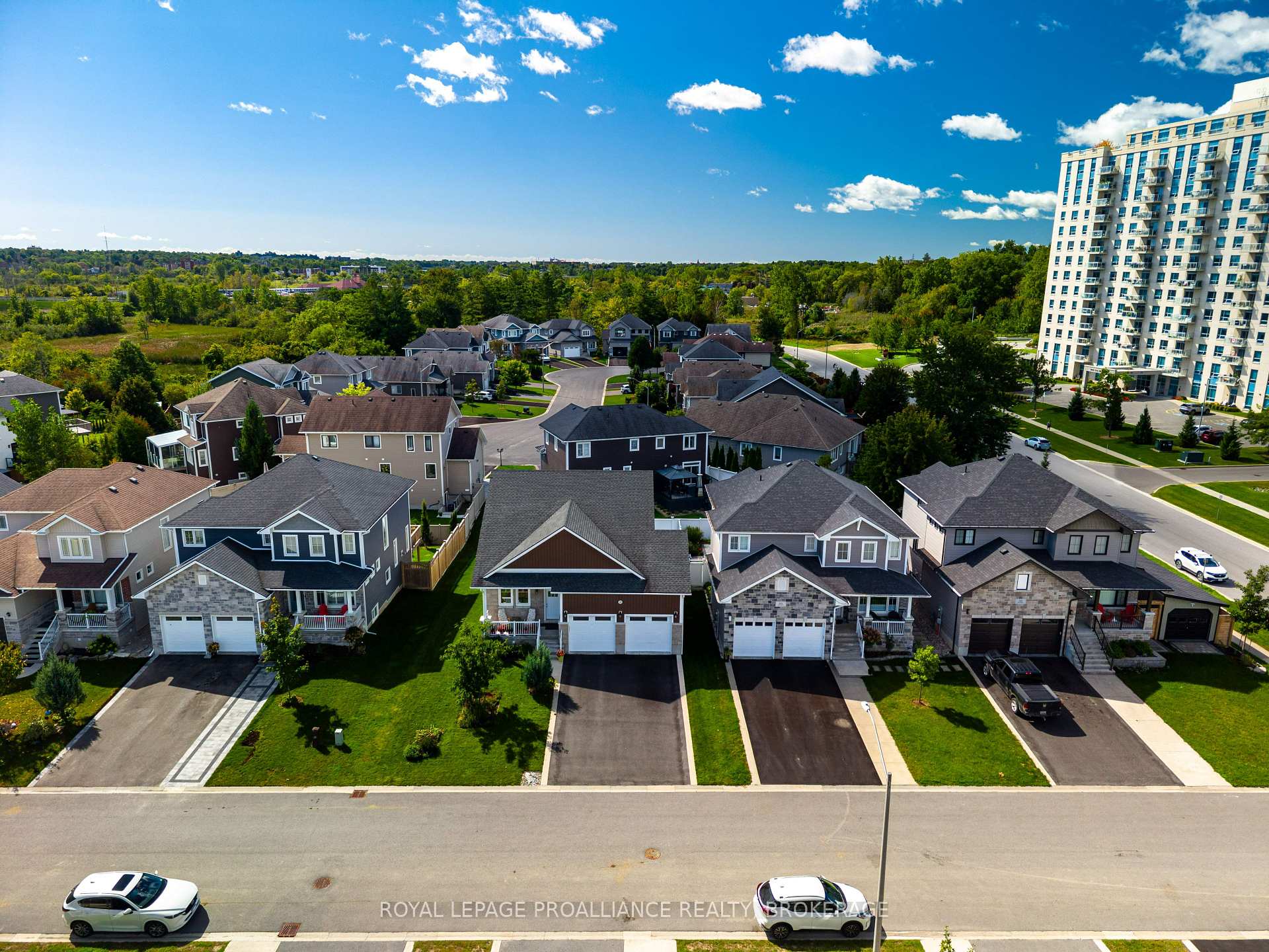 Photo 40 of 209 Mill Pond Place, Kingston, West of Sir John A. Blvd — HOMEH