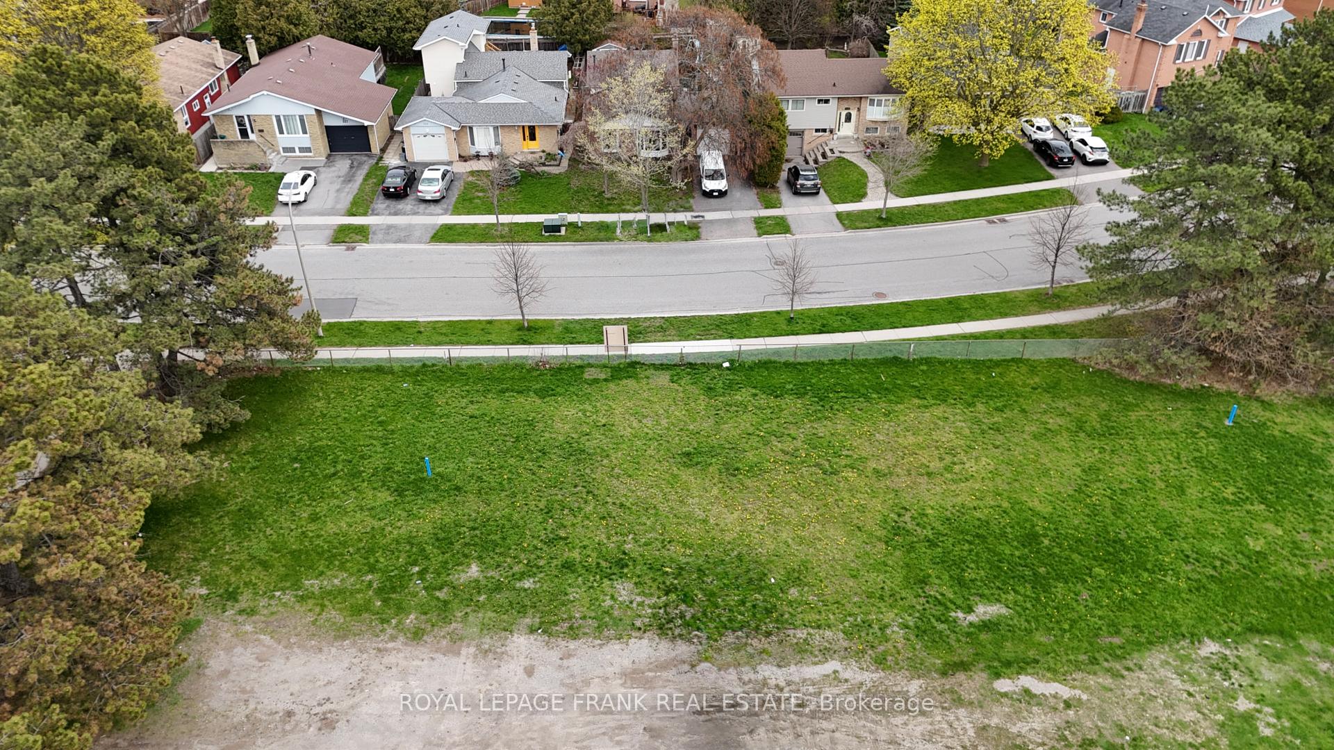 Photo 3 of 0-5 Bradley Drive, Whitby, Pringle Creek — HOMEH