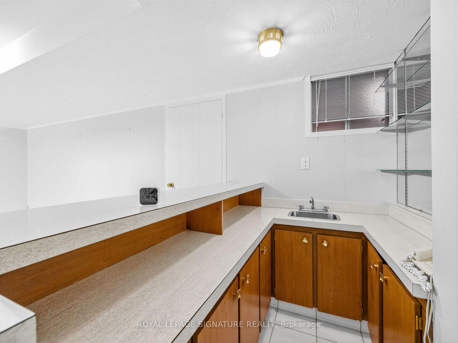 Photo 30 of 39 Buxton Road, North York, Downsview-Roding-CFB — HOMEH