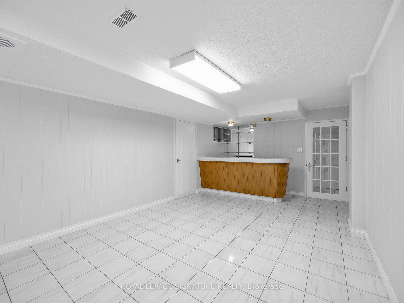 Photo 31 of 39 Buxton Road, North York, Downsview-Roding-CFB — HOMEH