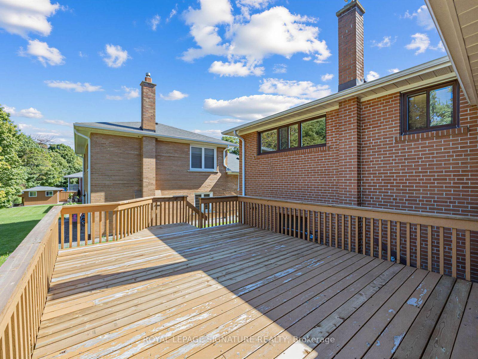 Photo 36 of 39 Buxton Road, North York, Downsview-Roding-CFB — HOMEH