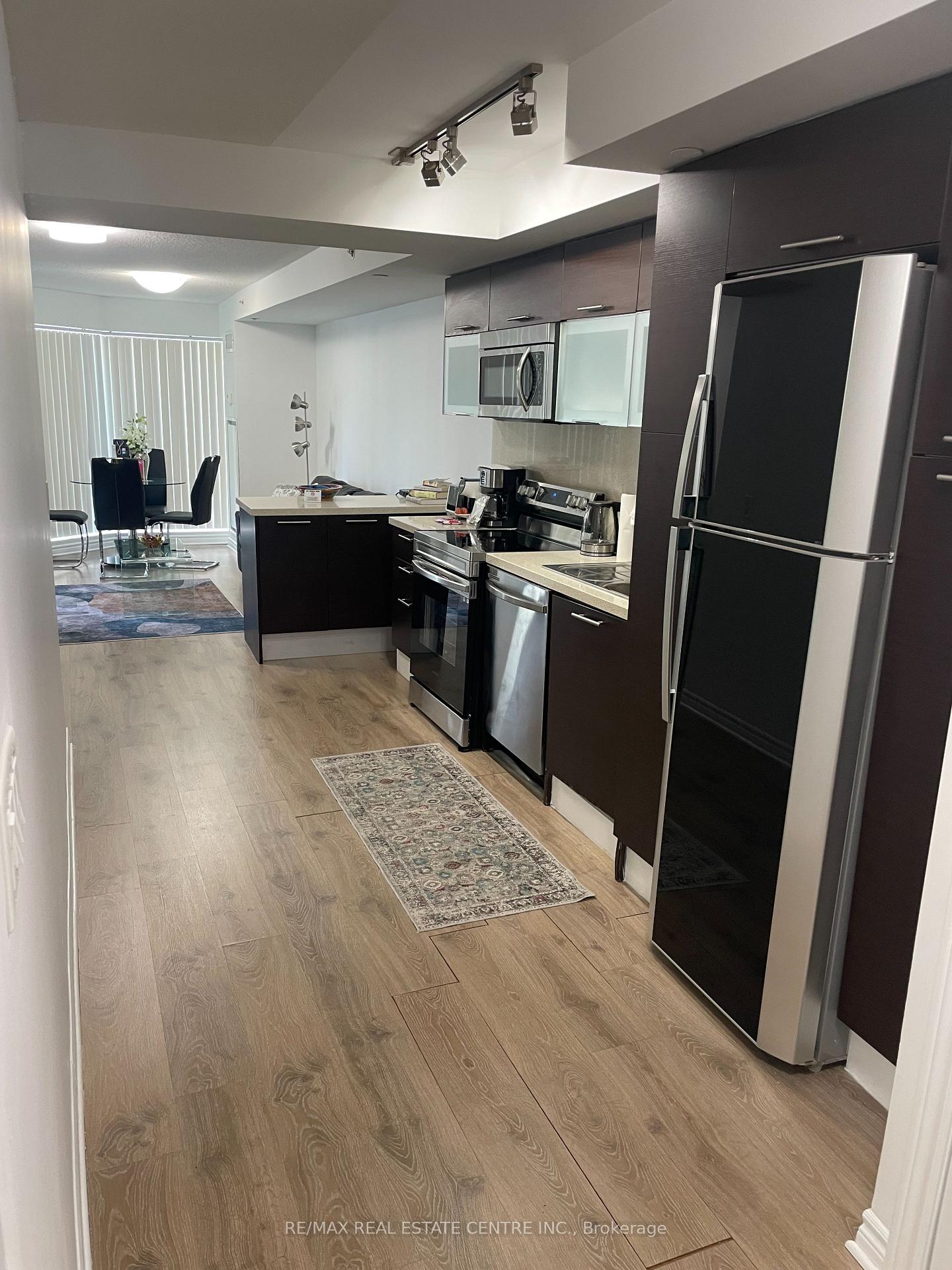 Photo 6 of Unit 724, 386 Yonge Street, Toronto, Bay Street Corridor — HOMEH