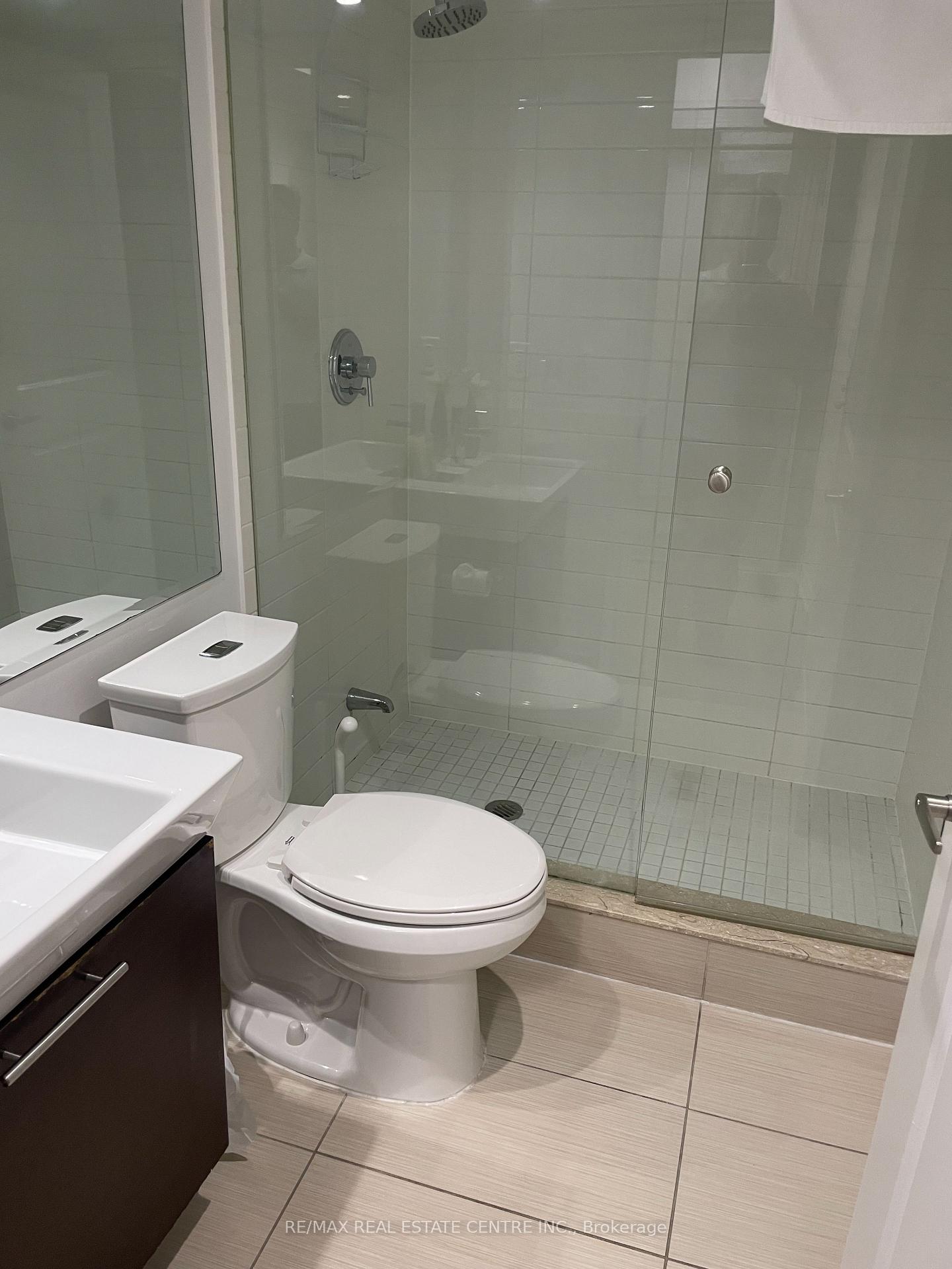 Photo 11 of Unit 724, 386 Yonge Street, Toronto, Bay Street Corridor — HOMEH
