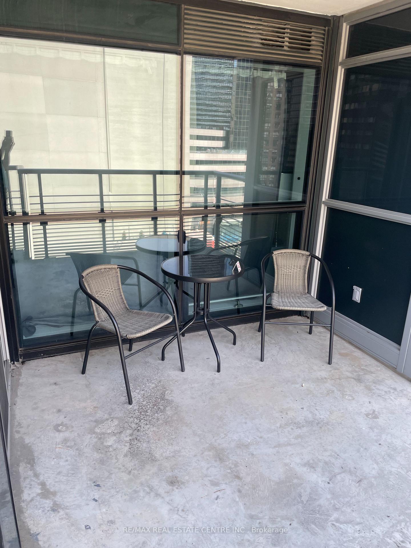 Photo 16 of Unit 724, 386 Yonge Street, Toronto, Bay Street Corridor — HOMEH