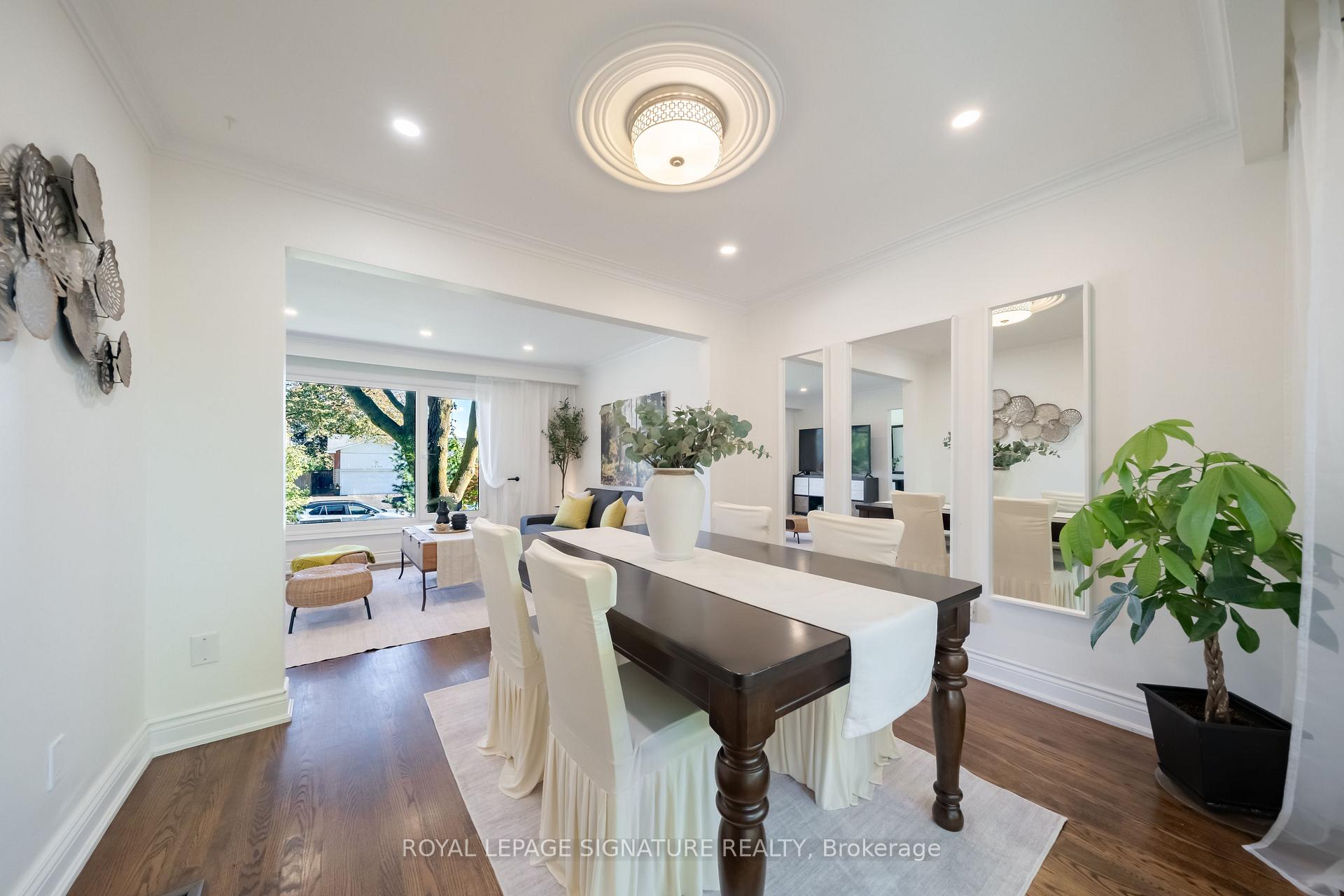 Photo 7 of 3510 Burningelm Crescent, Mississauga, Applewood — HOMEH