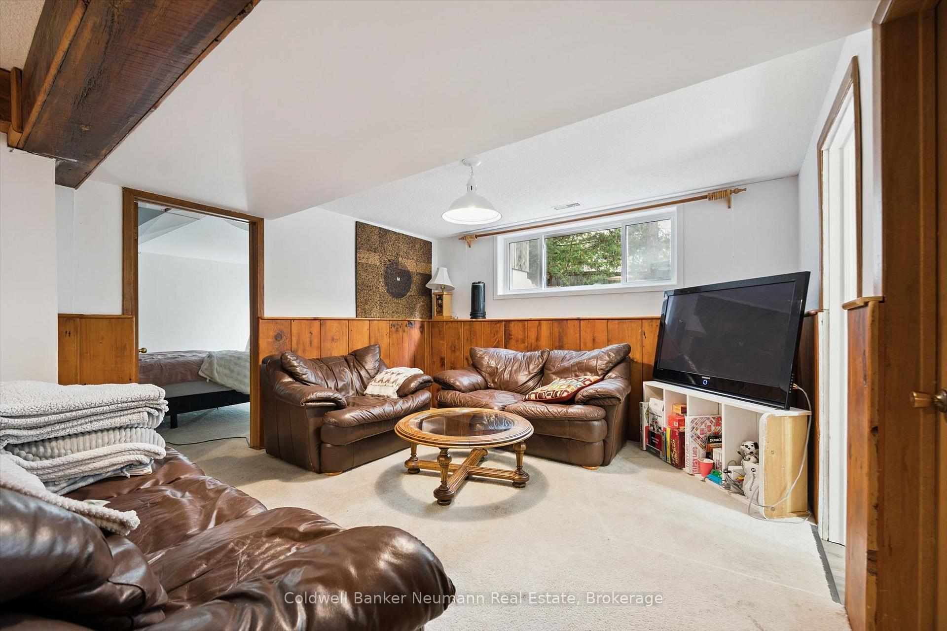 Photo 23 of 10 Skye Place, Guelph, Dovercliffe Park/Old University — HOMEH