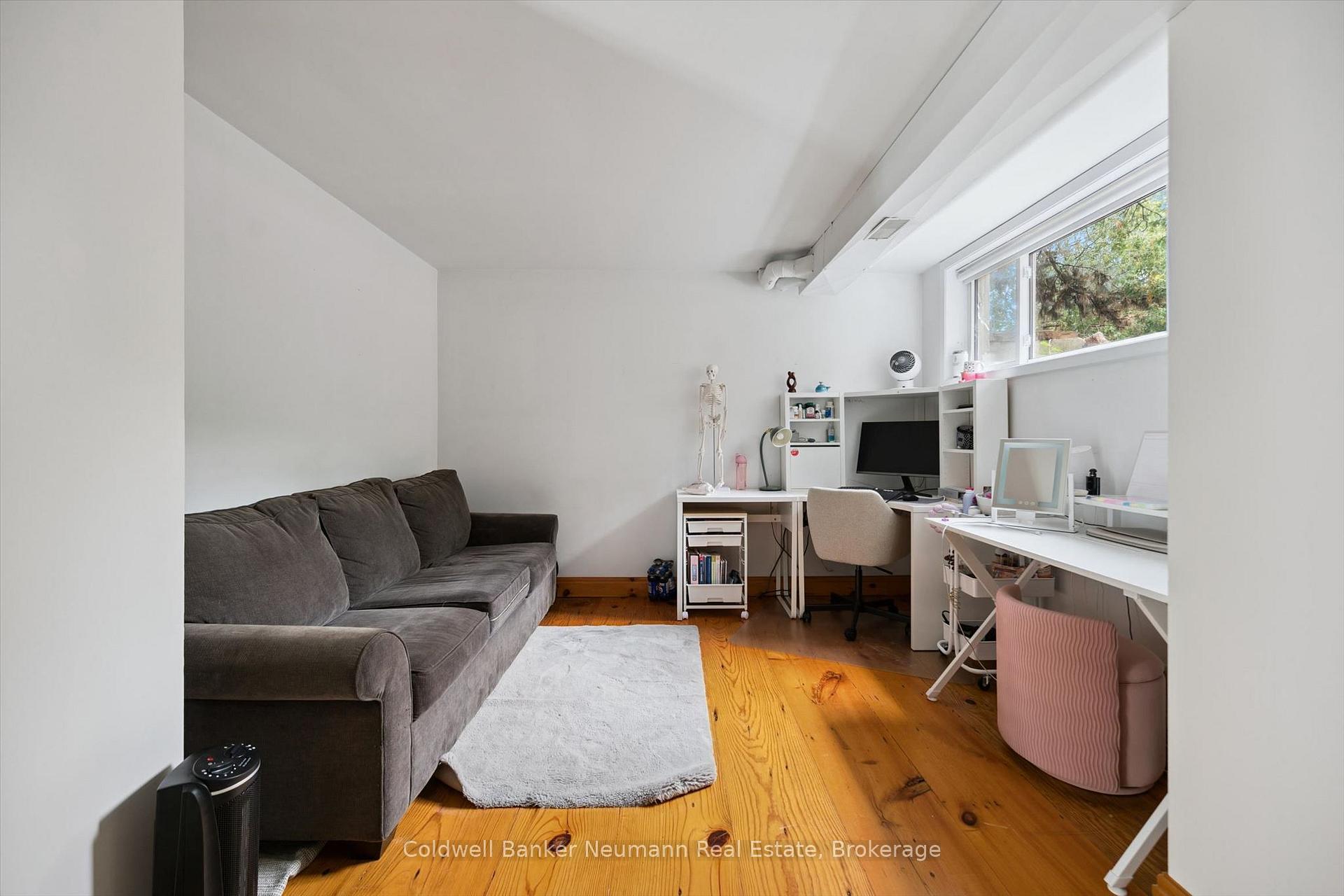 Photo 25 of 10 Skye Place, Guelph, Dovercliffe Park/Old University — HOMEH