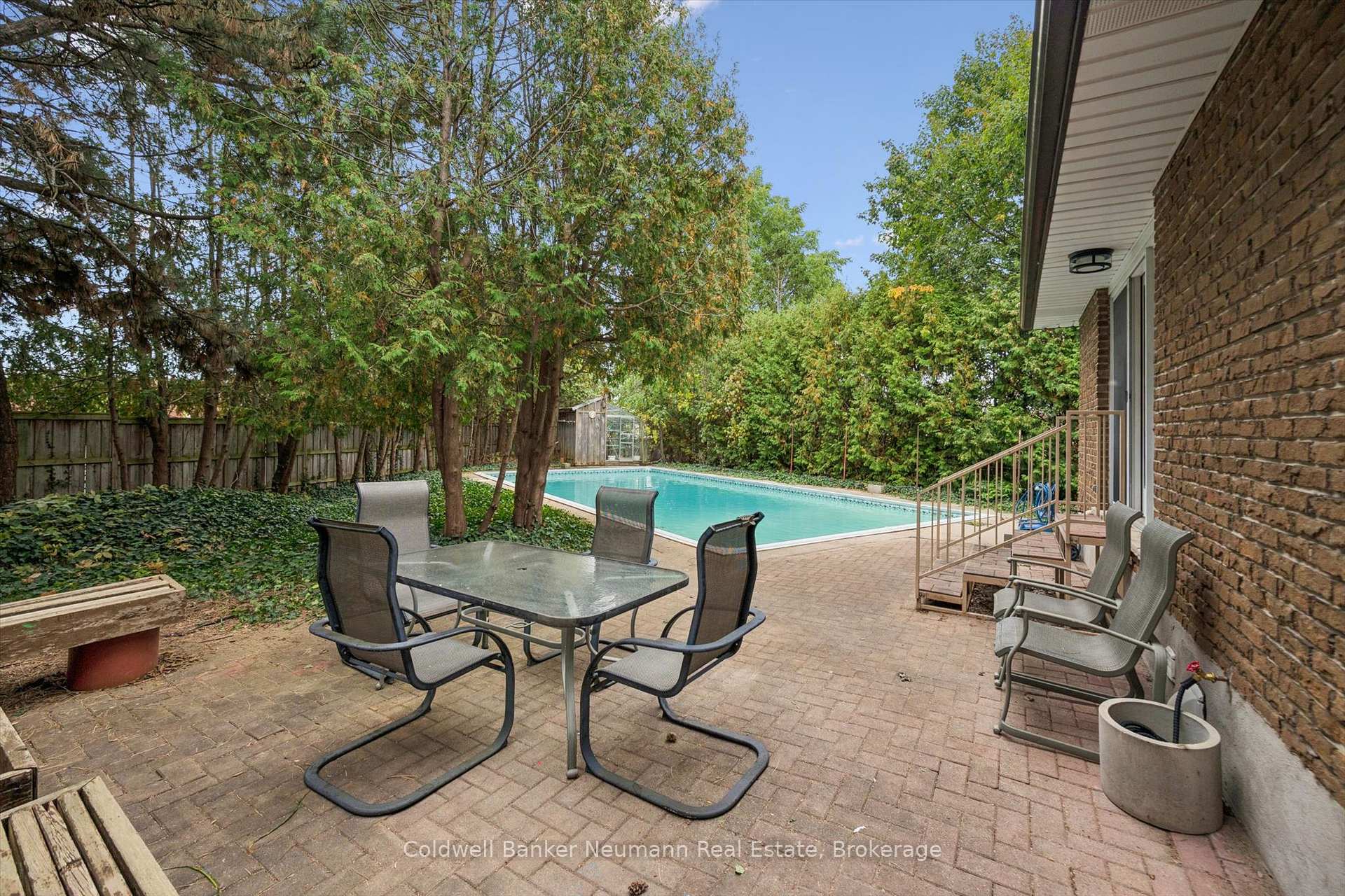 Photo 30 of 10 Skye Place, Guelph, Dovercliffe Park/Old University — HOMEH