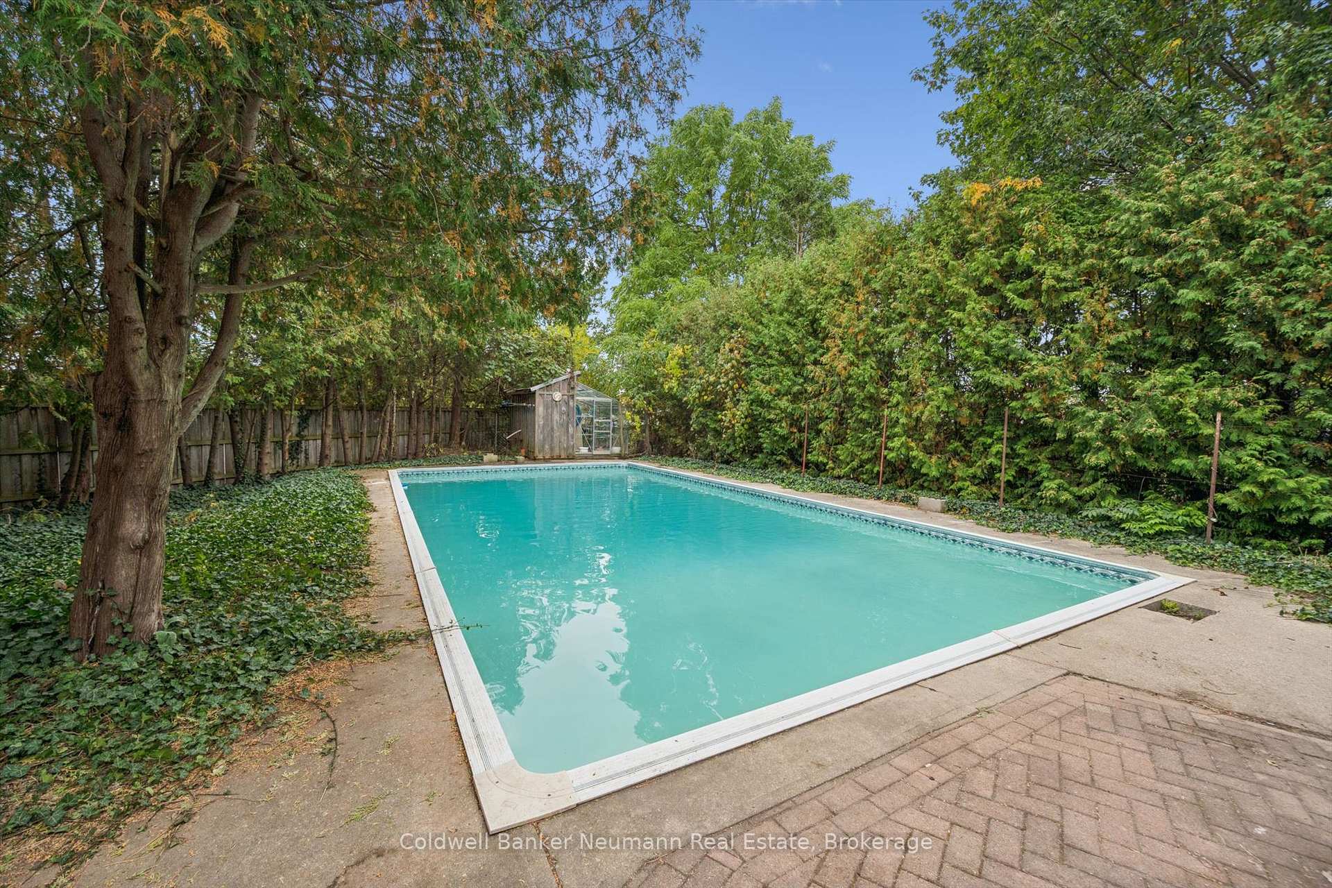 Photo 31 of 10 Skye Place, Guelph, Dovercliffe Park/Old University — HOMEH