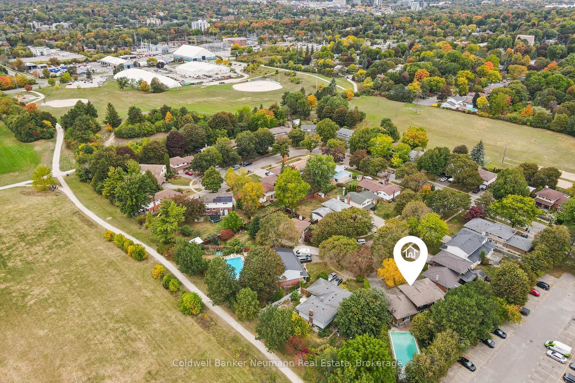 Photo 35 of 10 Skye Place, Guelph, Dovercliffe Park/Old University — HOMEH