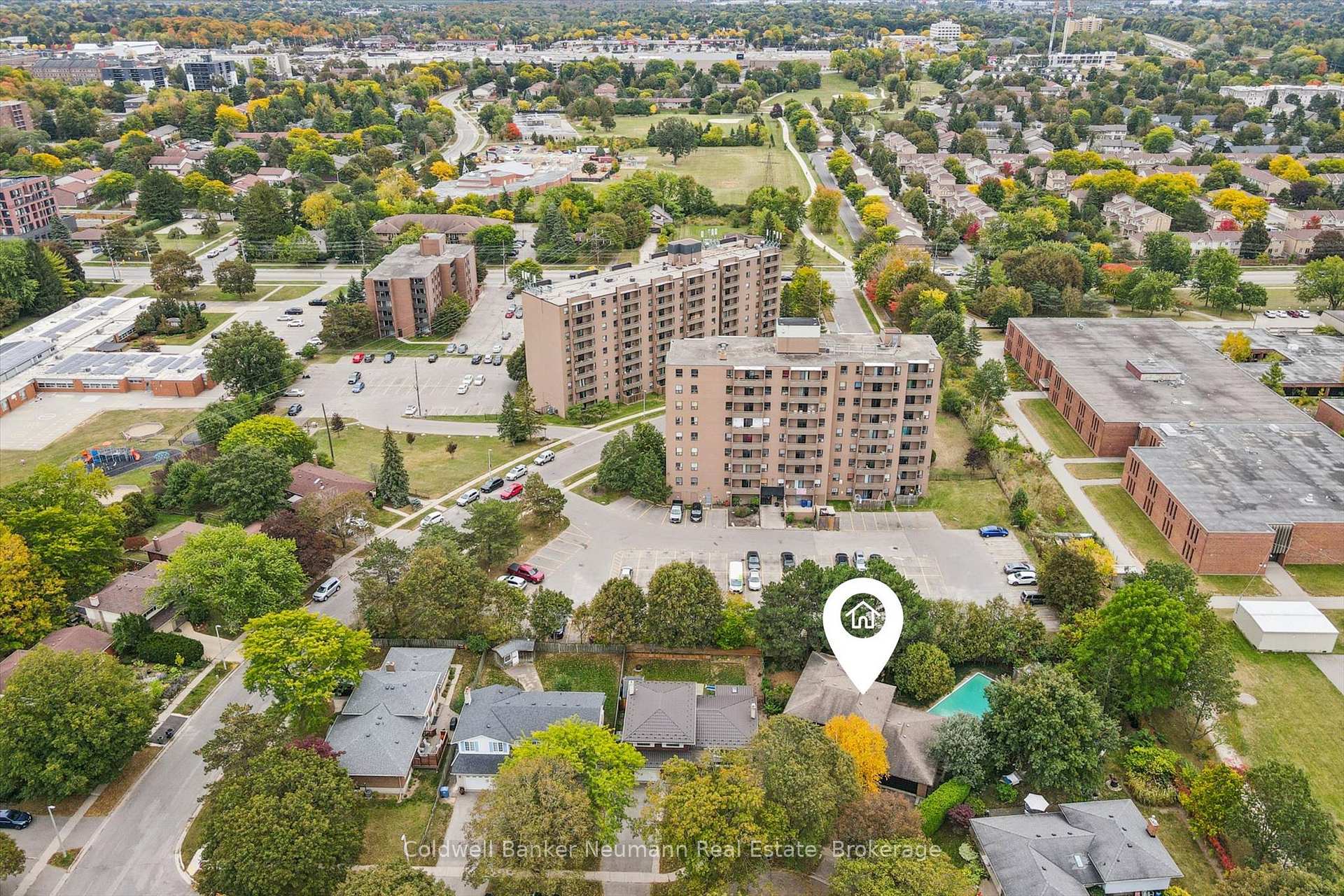 Photo 37 of 10 Skye Place, Guelph, Dovercliffe Park/Old University — HOMEH