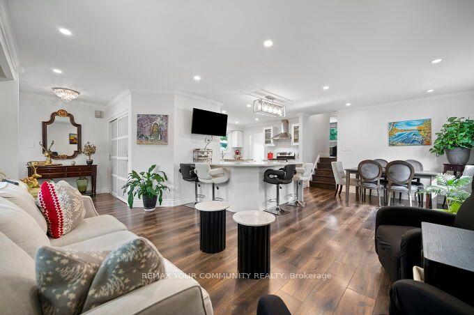 Photo 11 of 3202 Centennial Drive E, Burlington, Palmer — HOMEH