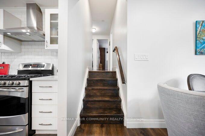 Photo 17 of 3202 Centennial Drive E, Burlington, Palmer — HOMEH