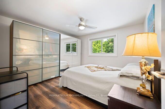 Photo 20 of 3202 Centennial Drive E, Burlington, Palmer — HOMEH