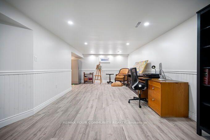 Photo 30 of 3202 Centennial Drive E, Burlington, Palmer — HOMEH