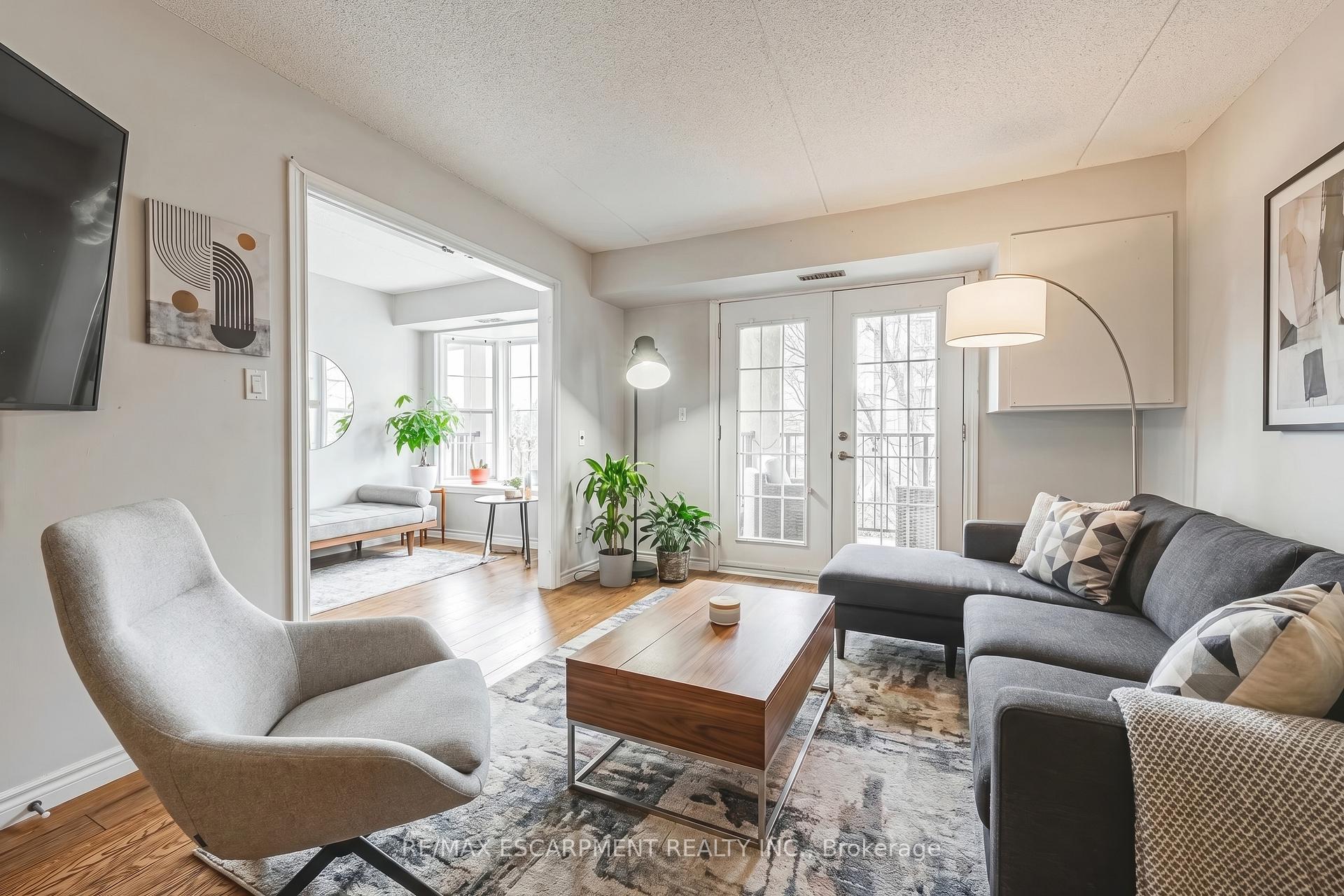 Photo 3 of Unit 313, 1451 Walkers Line, Burlington, Tansley — HOMEH