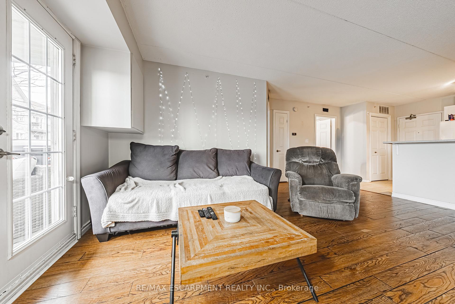 Photo 6 of Unit 313, 1451 Walkers Line, Burlington, Tansley — HOMEH