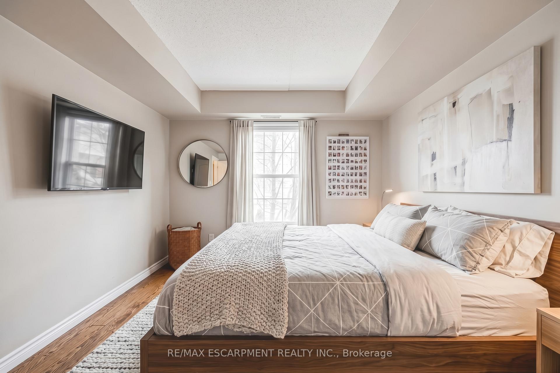 Photo 16 of Unit 313, 1451 Walkers Line, Burlington, Tansley — HOMEH