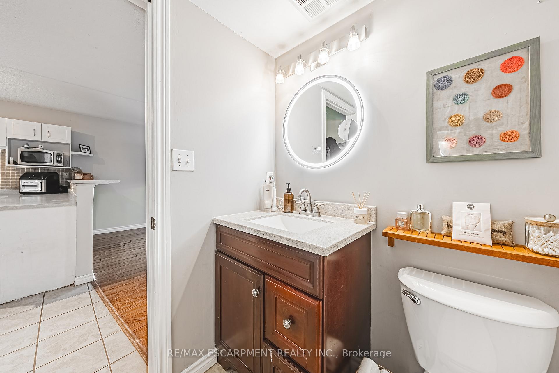 Photo 18 of Unit 313, 1451 Walkers Line, Burlington, Tansley — HOMEH