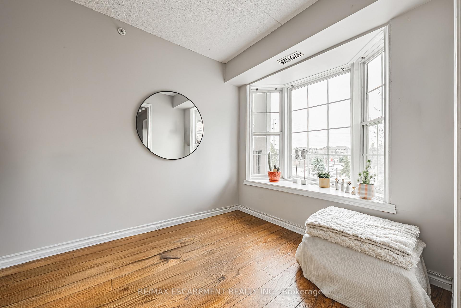 Photo 19 of Unit 313, 1451 Walkers Line, Burlington, Tansley — HOMEH