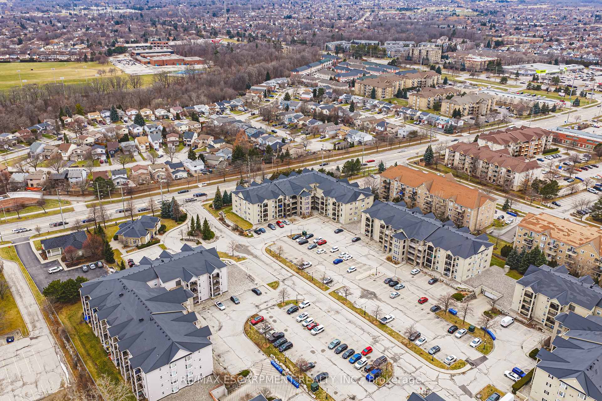 Photo 26 of Unit 313, 1451 Walkers Line, Burlington, Tansley — HOMEH
