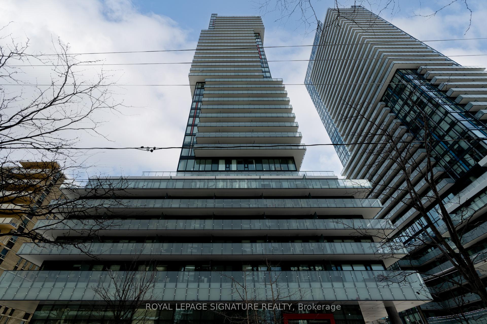 Photo 3 of Unit 2710, 185 Roehampton Avenue, Toronto, Mount Pleasant West — HOMEH