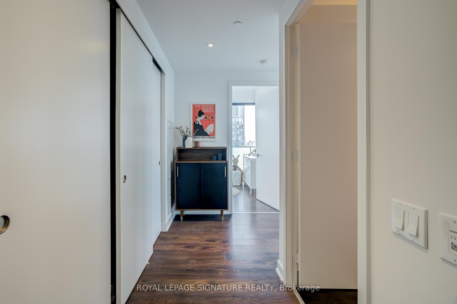 Photo 7 of Unit 2710, 185 Roehampton Avenue, Toronto, Mount Pleasant West — HOMEH