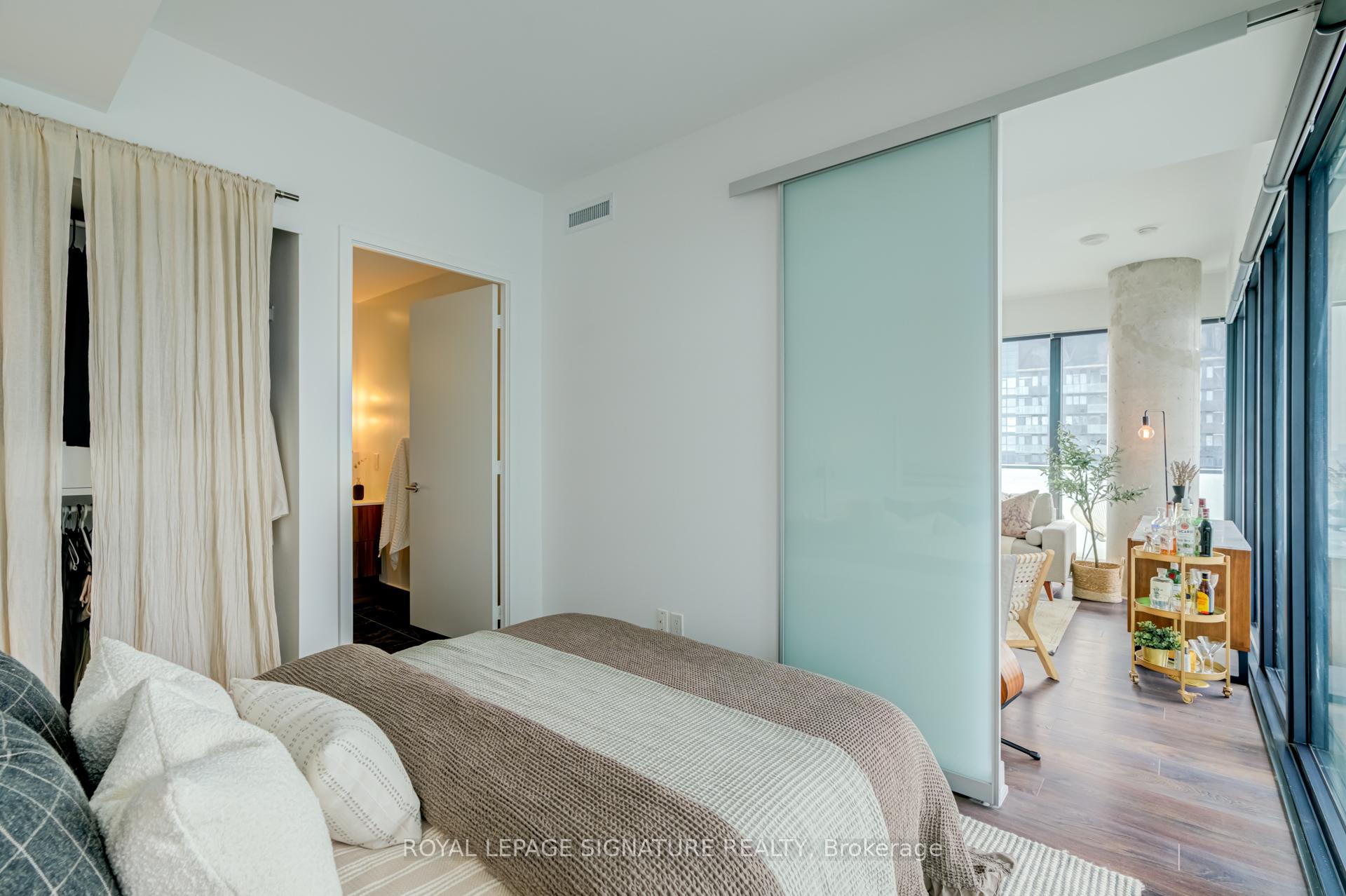 Photo 21 of Unit 2710, 185 Roehampton Avenue, Toronto, Mount Pleasant West — HOMEH