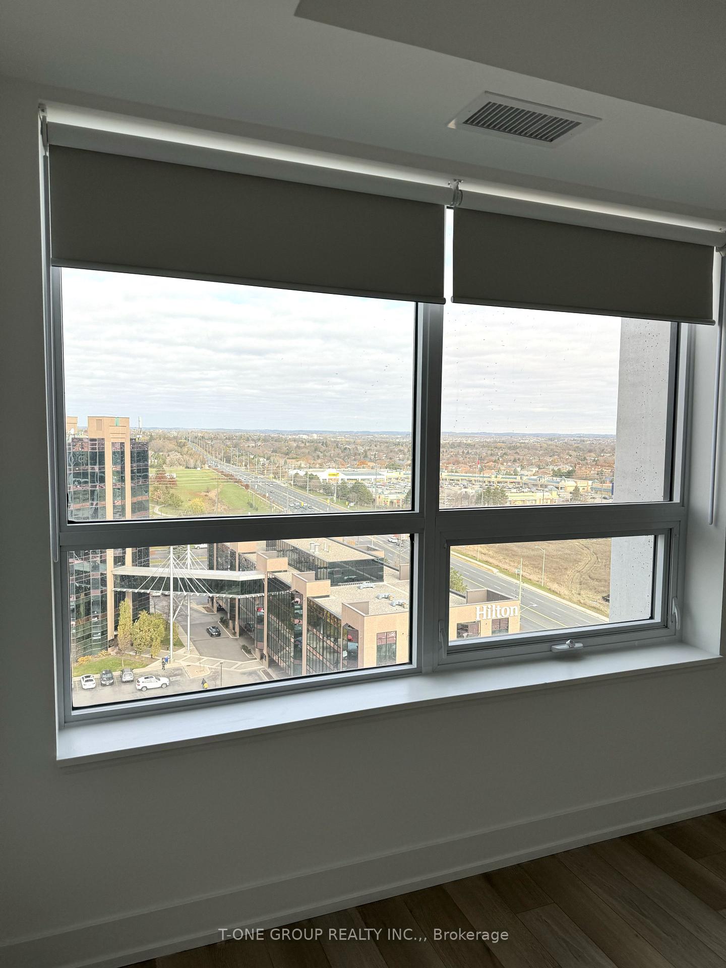 Photo 5 of Unit 1707, 9 Clegg Road, Markham, Unionville — HOMEH